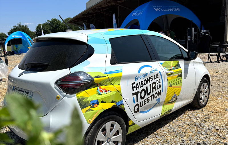 Voiture de tournée commerciale